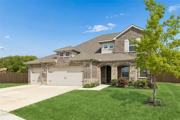 $499,000 | 1512 Gentle Crk Lane, Fort Worth, TX 76052