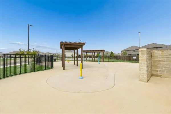 $499,000 | 1512 Gentle Crk Lane, Fort Worth, TX 76052