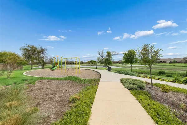 $499,000 | 1512 Gentle Crk Lane, Fort Worth, TX 76052