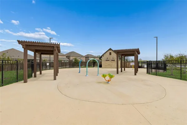 $499,000 | 1512 Gentle Crk Lane, Fort Worth, TX 76052