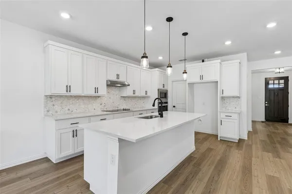 $499,000 | 1512 Gentle Crk Lane, Fort Worth, TX 76052