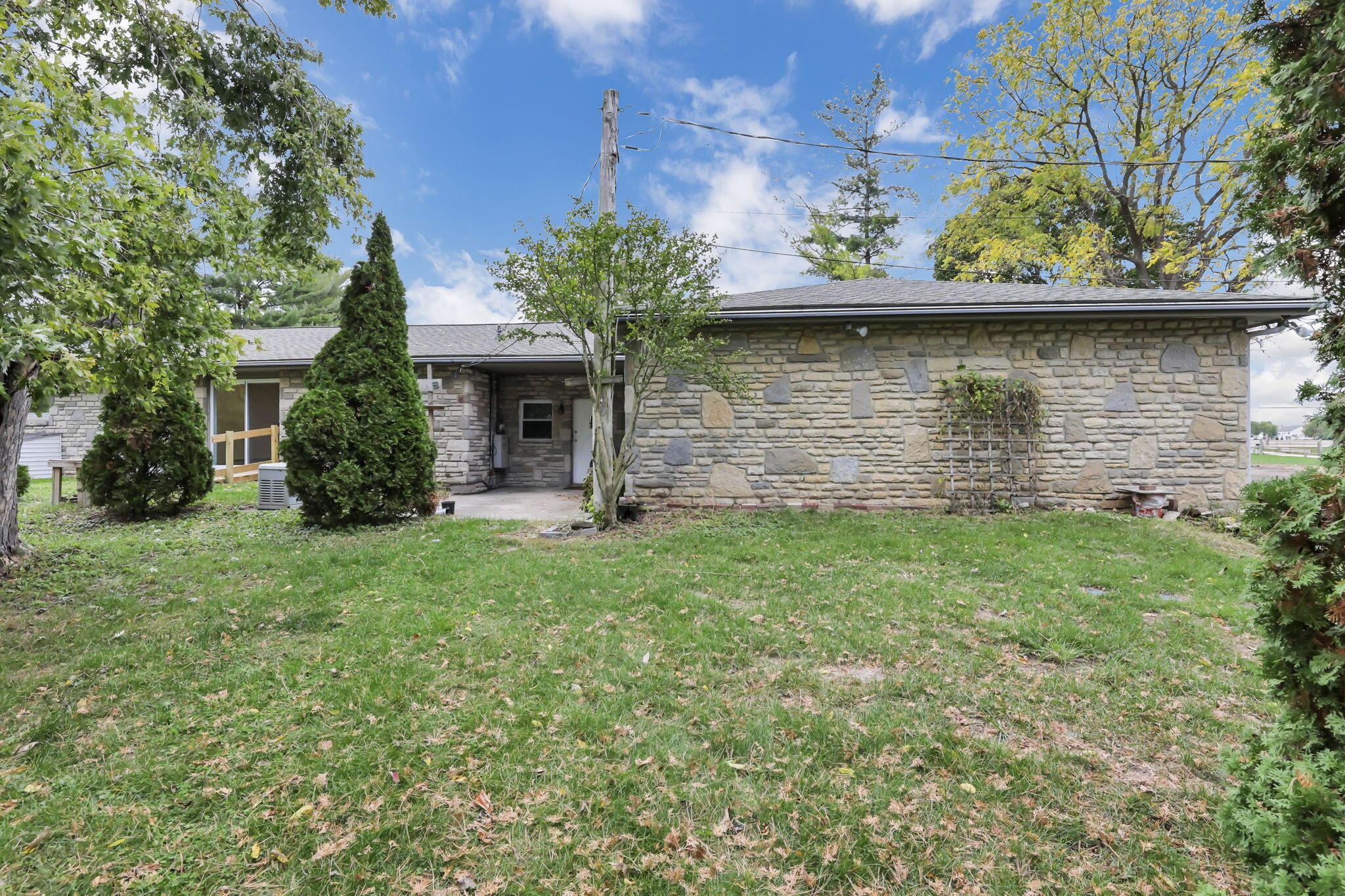 5275 Cosgray Road Dublin, OH 43016 - Photo 9 of 68 63-web-or-mls-011A8810