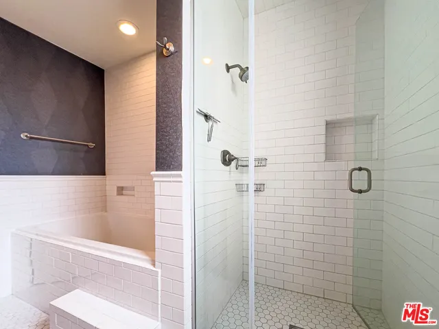 $6,195 | 935 Westbourne Drive, Unit 103, West Hollywood, CA 90069