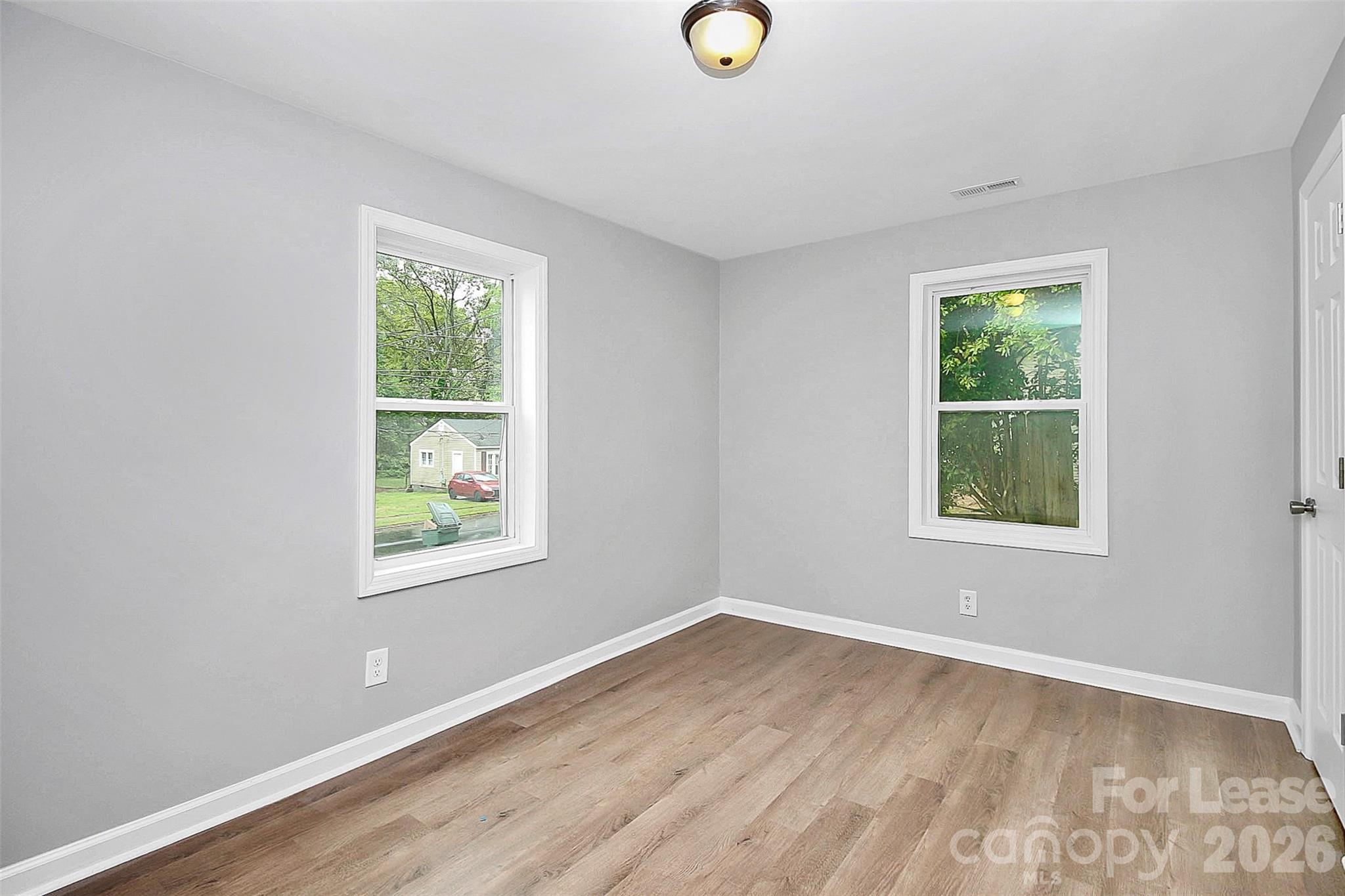 315 South Ransom Street Gastonia, NC 28052 - Photo 17 of 18 an empty room with a window