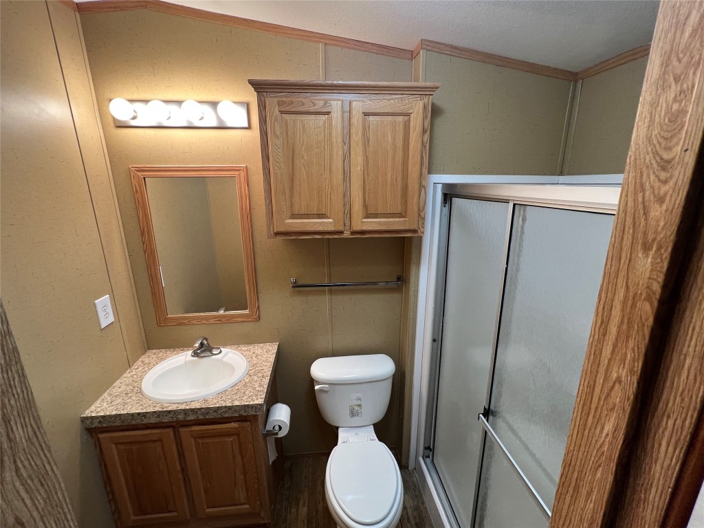 23711 Sorters Road Porter, TX 77365 - Photo 13 of 15 2nd bath