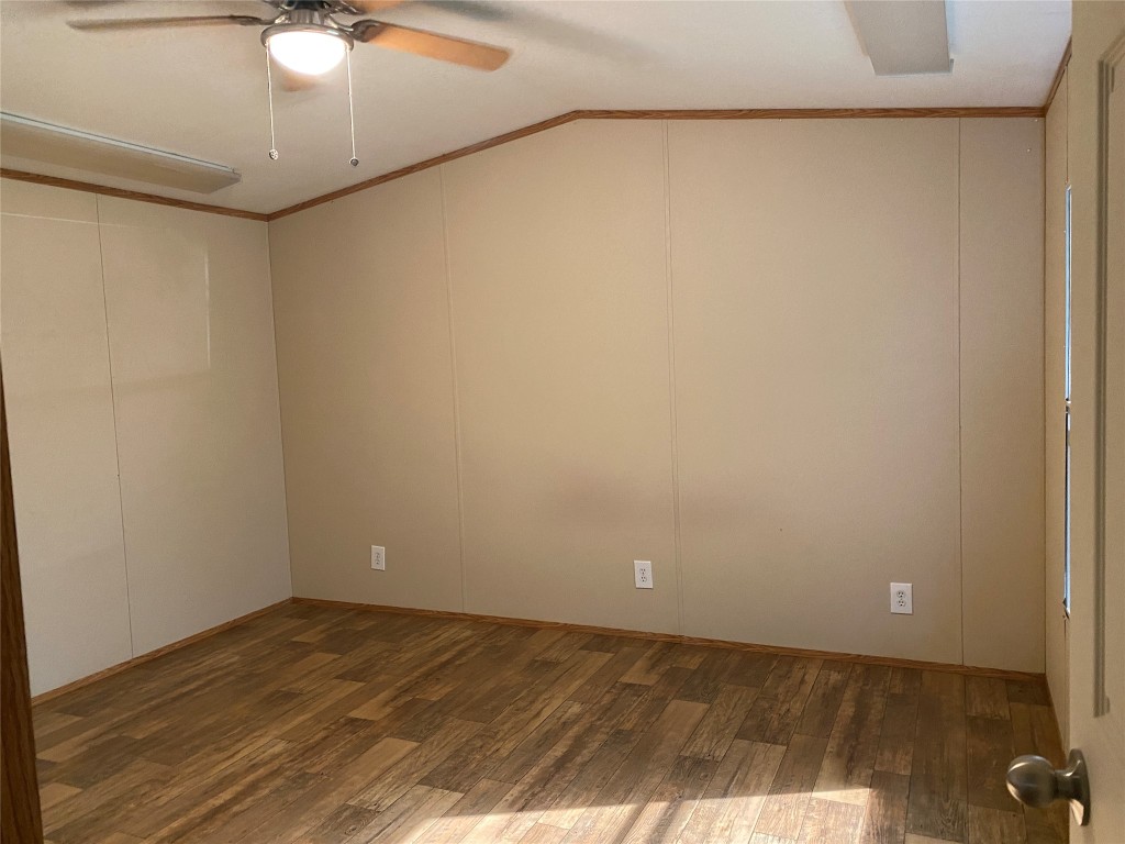 23711 Sorters Road Porter, TX 77365 - Photo 8 of 15 1st bedroom