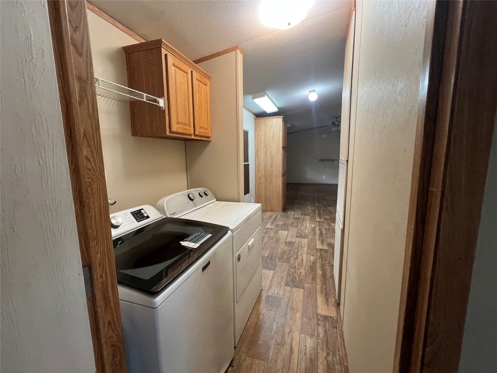 23711 Sorters Road Porter, TX 77365 - Photo 10 of 15 laundry. washer and dryer stay