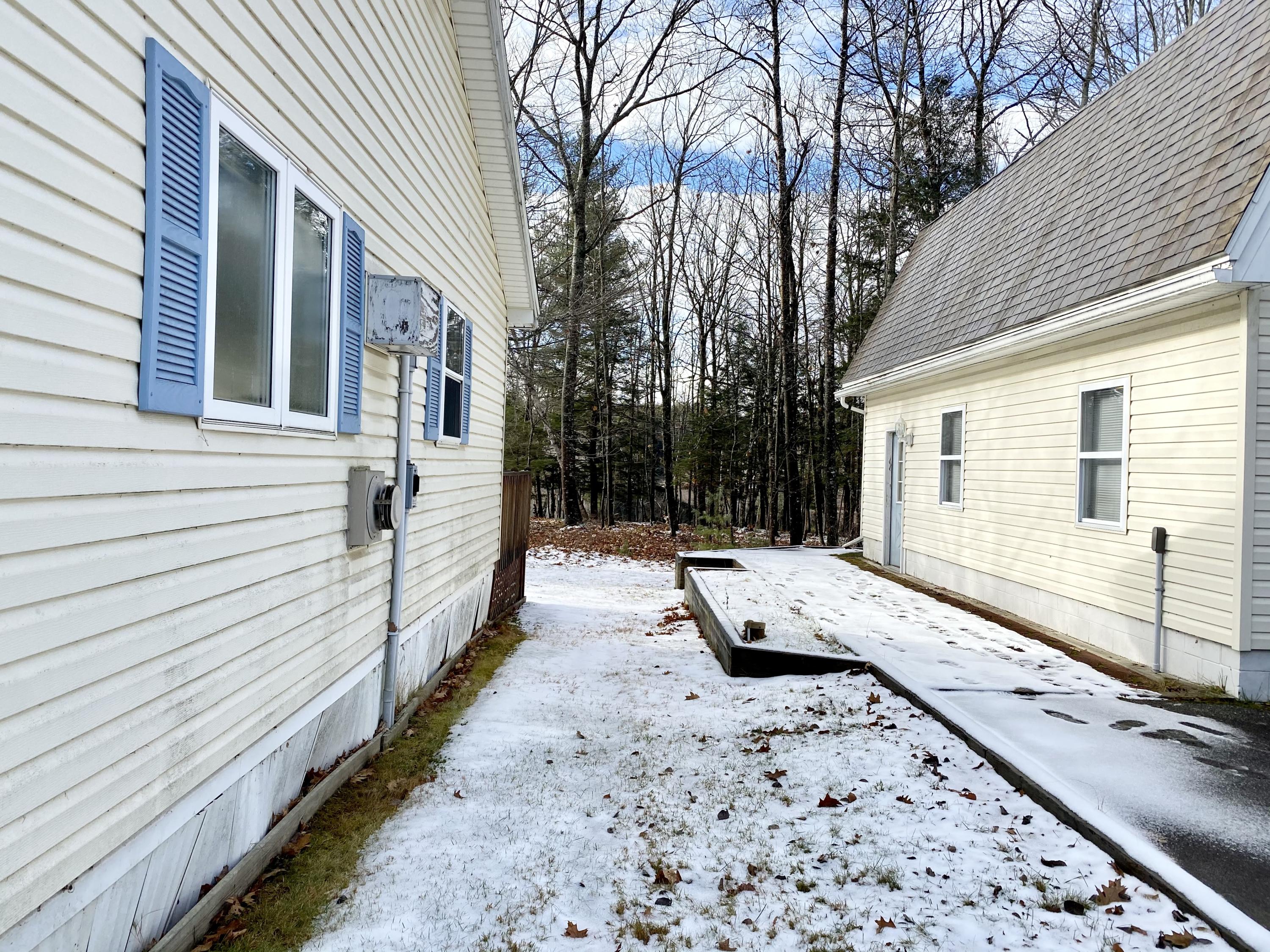 154 Grindstone Road Medway, ME 04460 - Photo 6 of 27 IMG_E3100