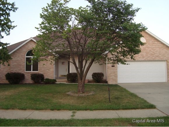 3150 Otter Lane Springfield, IL 62712 - Photo 1 of 21 Gallery Image 1