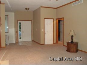 3150 Otter Lane Springfield, IL 62712 - Photo 4 of 21 Gallery Image 4