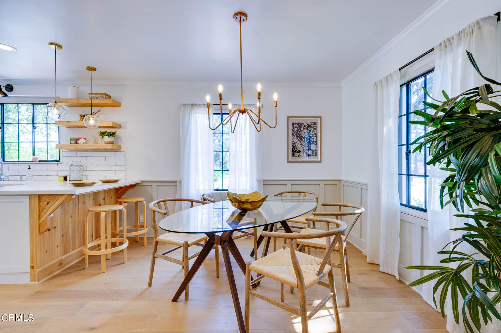 2709 Deodar Circle Pasadena, CA 91107 - Photo 13 of 43 a dining room with furniture and window