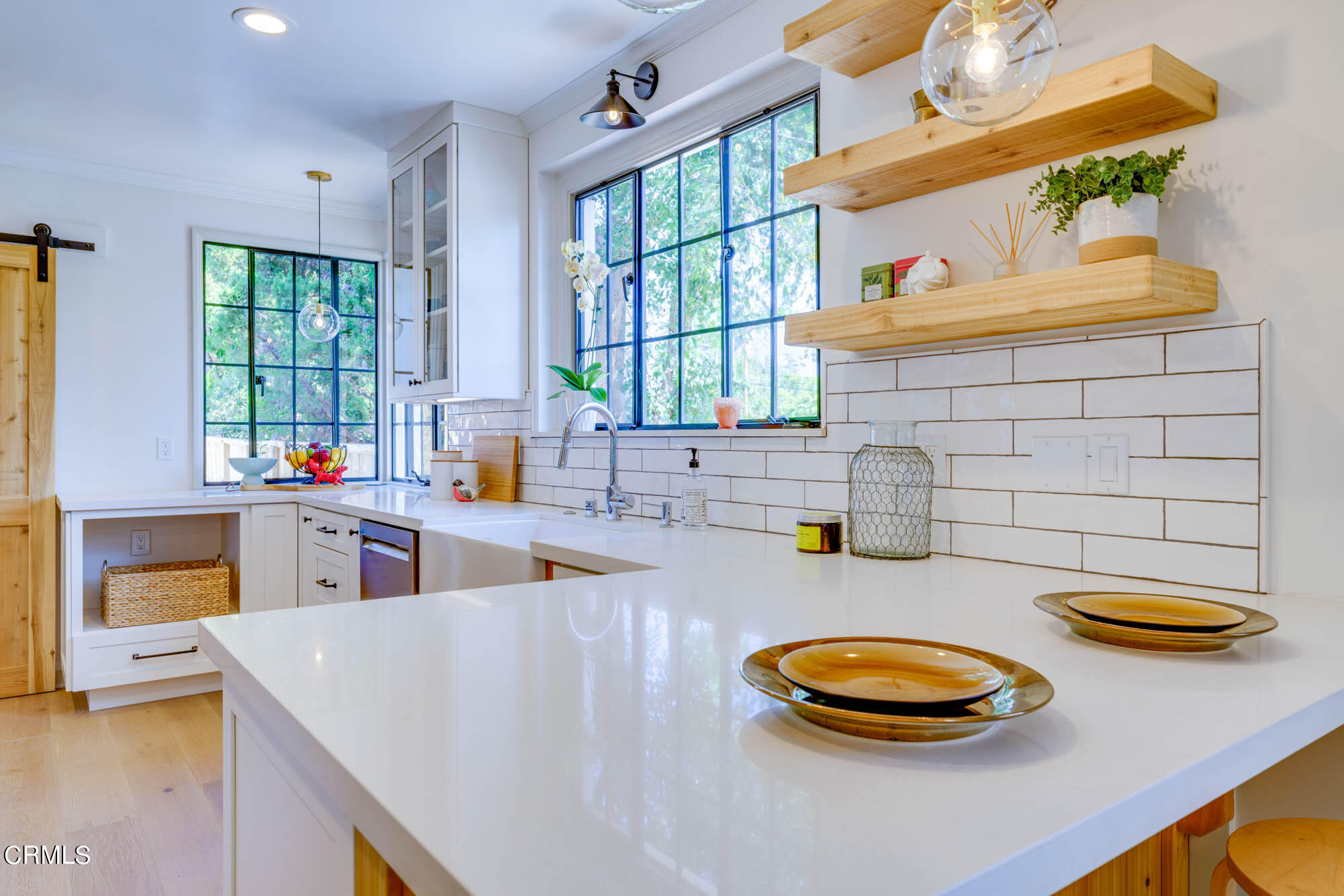2709 Deodar Circle Pasadena, CA 91107 - Photo 15 of 43 a kitchen with a table chairs and a stove