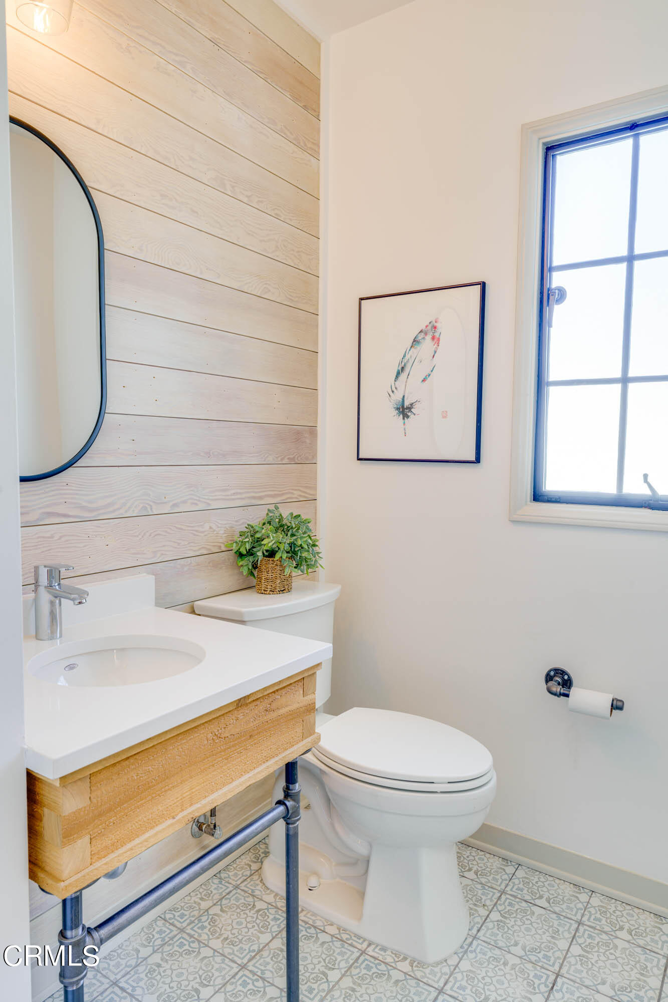 2709 Deodar Circle Pasadena, CA 91107 - Photo 20 of 43 a bathroom with a toilet and a shower