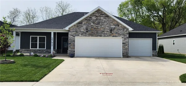 $414,999 | 2792 Executive Drive, Troy, OH 45373