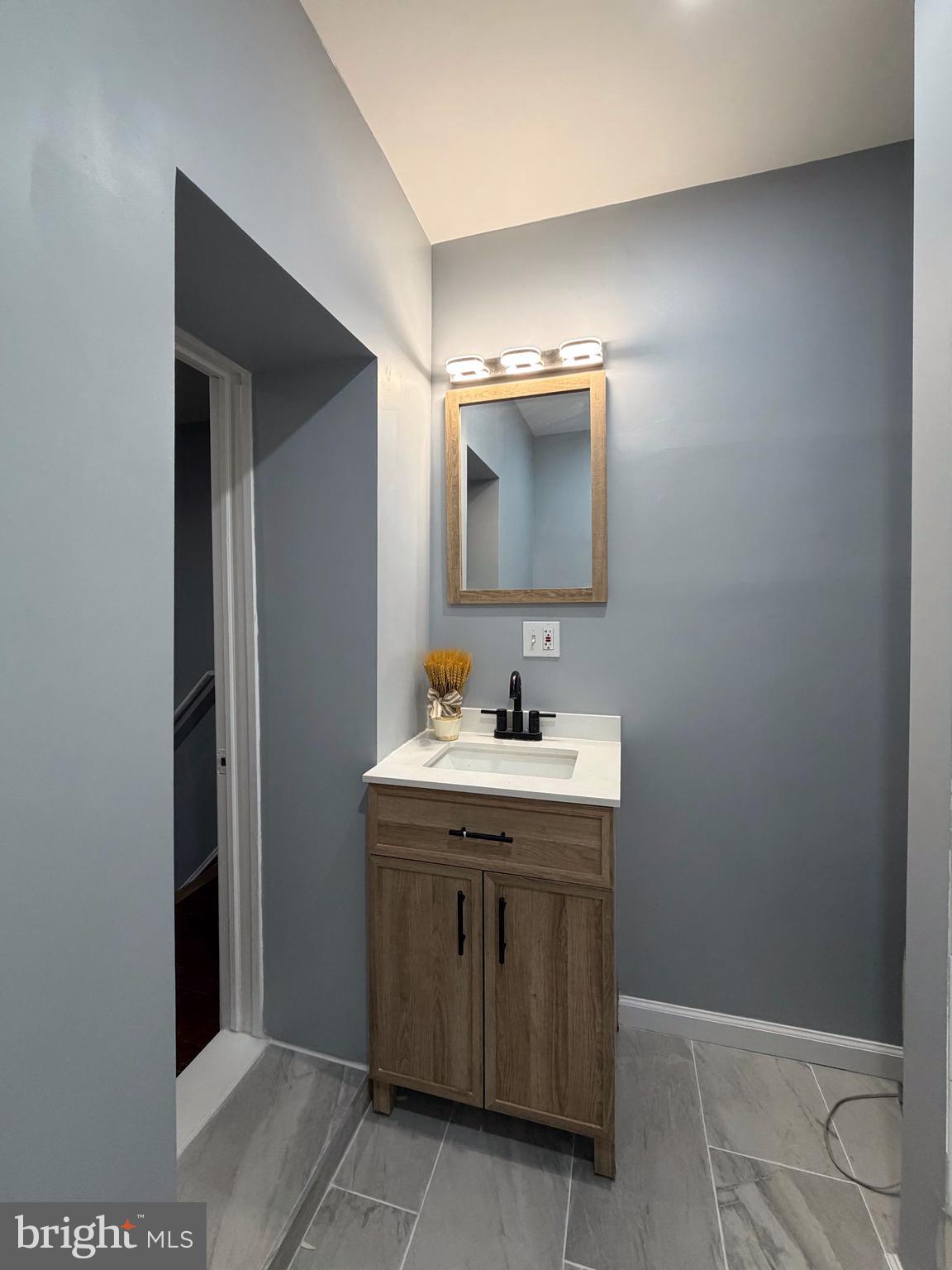 437 Fitzgerald Street Philadelphia, PA 19148 - Photo 7 of 16