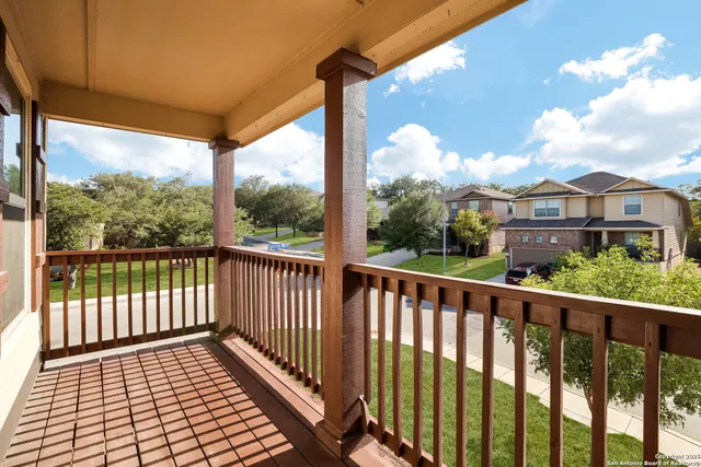$2,100 | 1330 Alaskan Wolf, San Antonio, TX 78245