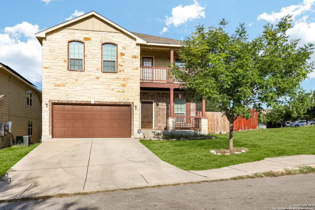 $2,100 | 1330 Alaskan Wolf, San Antonio, TX 78245