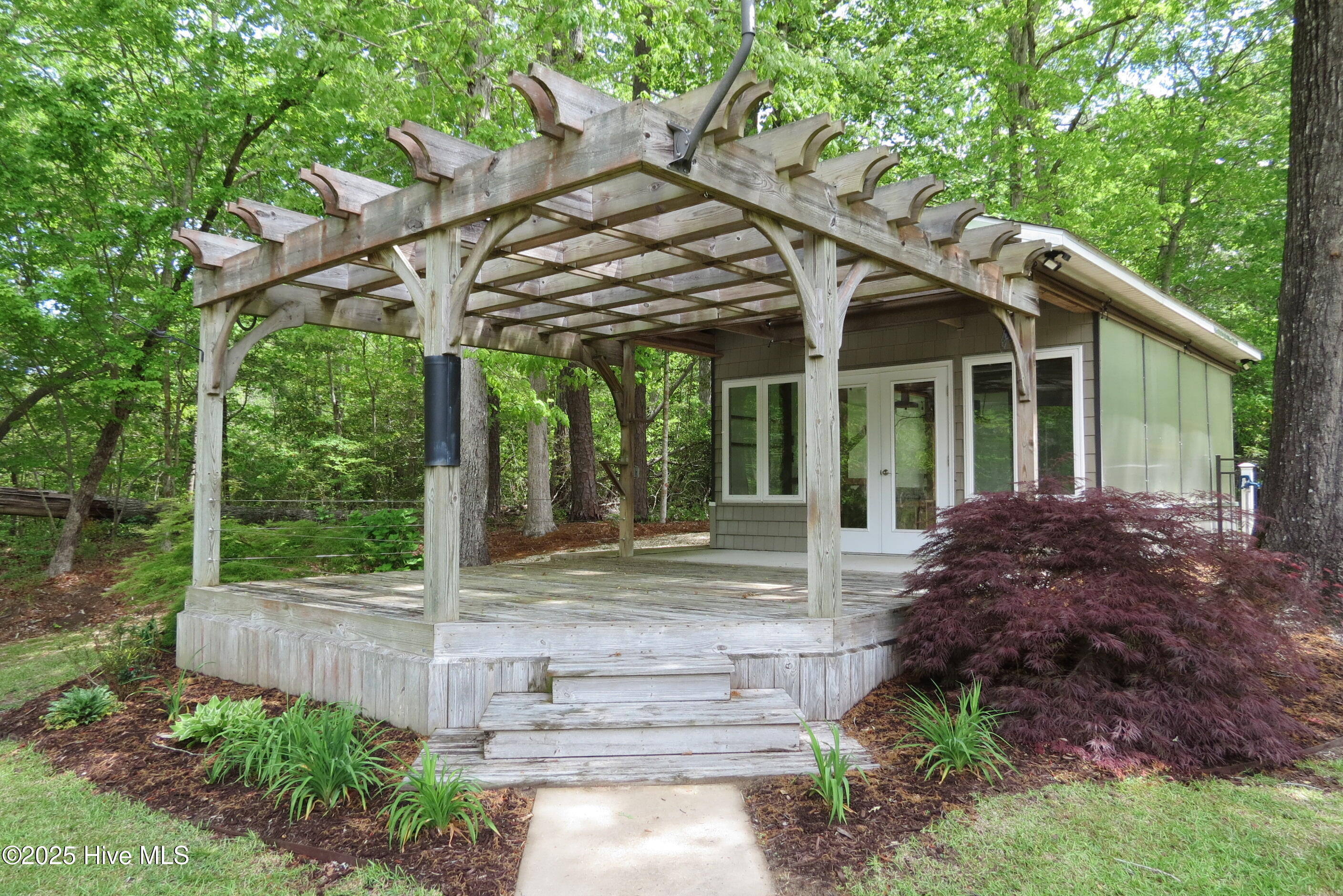 416 Howells Road Grantsboro, NC 28529 - Photo 92 of 100 Artistic and functional Greenhouse!