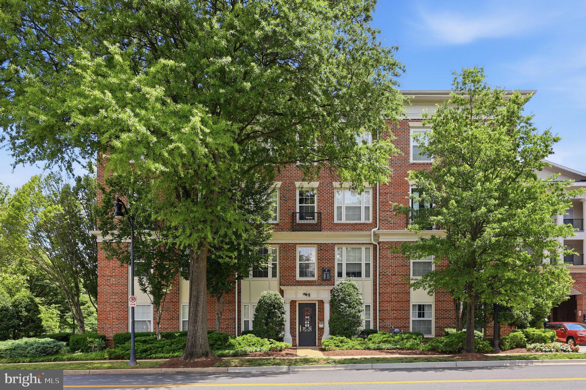 7 Booth Street, Unit 110 Gaithersburg, MD 20878 - Photo 43 of 50 OLIA8426