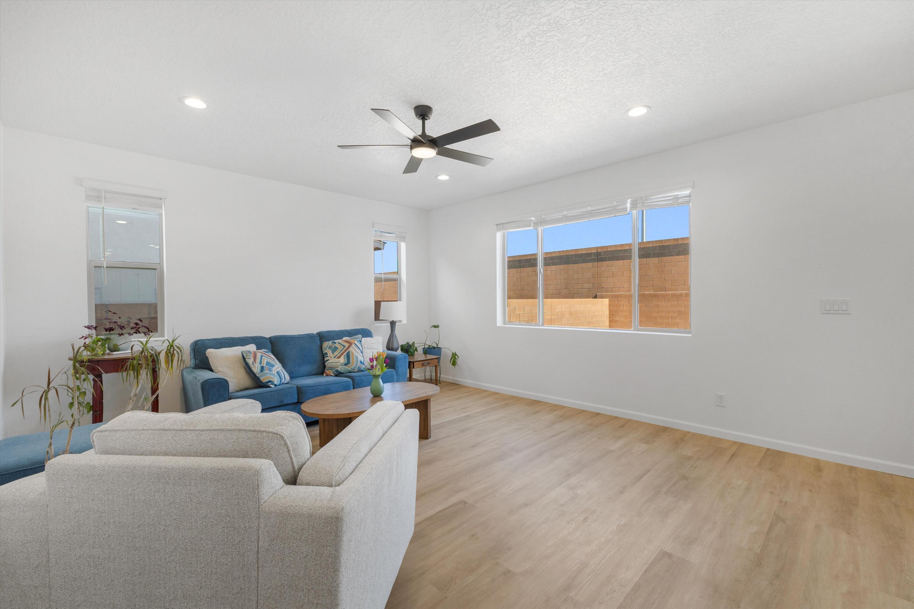 2541 Seaforth Circle Rio Rancho, NM 87144 - Photo 8 of 38 Gallery Image 8