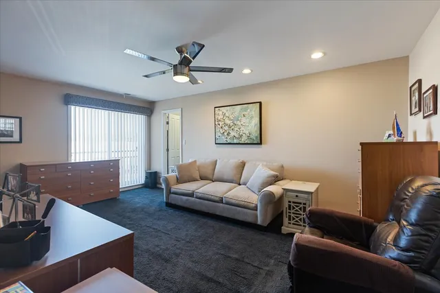 $349,900 | 4757 Howard Street, Unit 205, Skokie, IL 60076