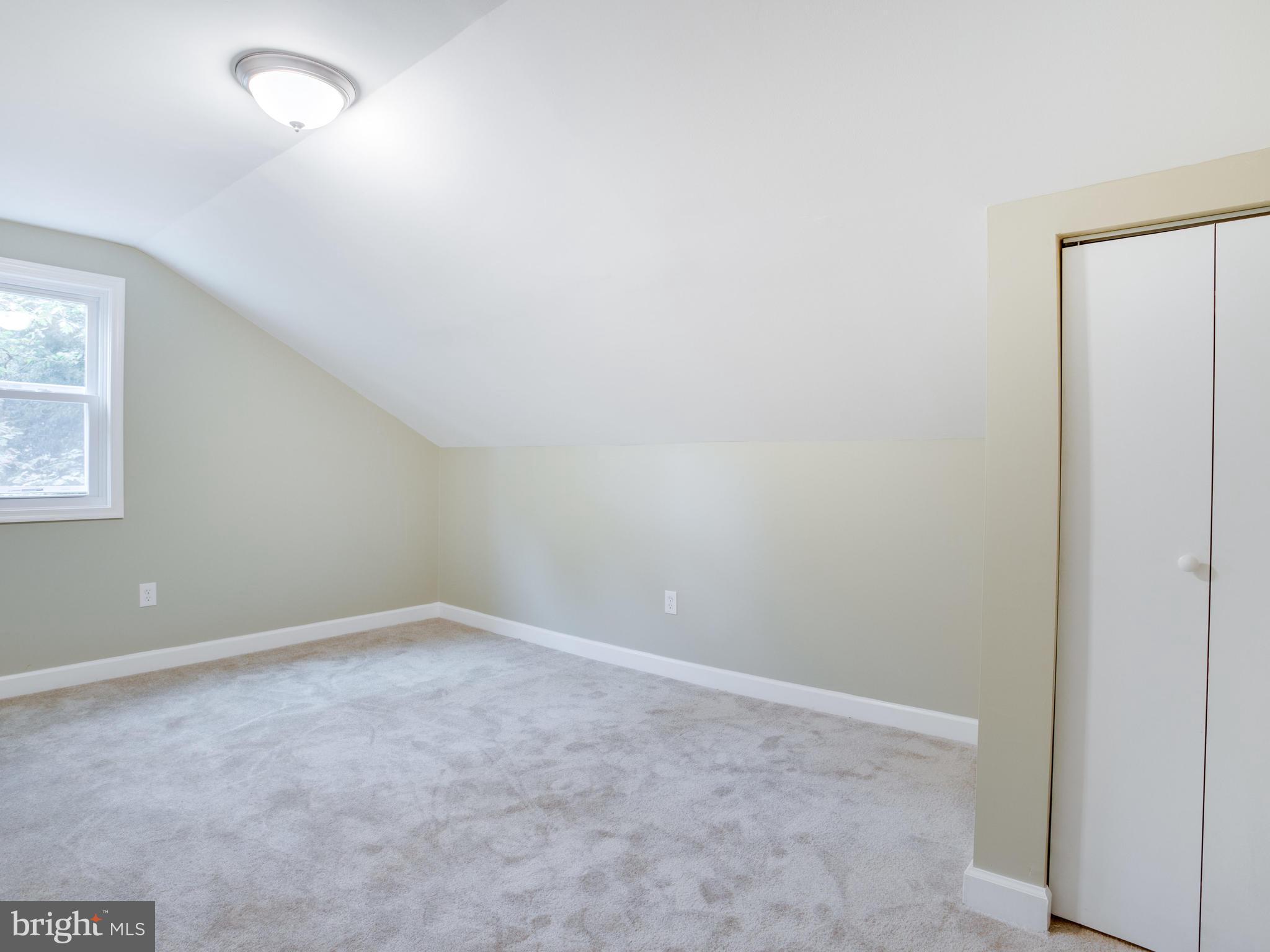 3411 Oaklawn Road Fort Washington, MD 20744 - Photo 14 of 30 an empty room with windows and closet