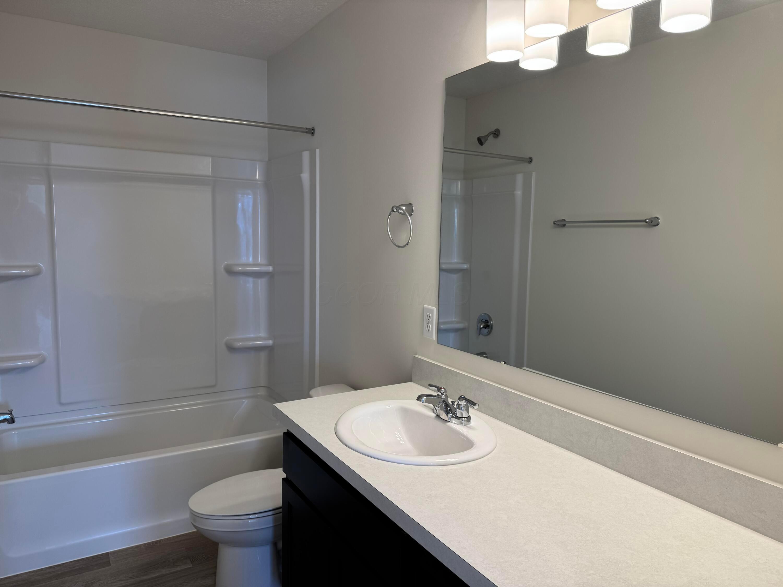 178 Reneau Avenue, Unit LOT 22 Galloway, OH 43119 - Photo 26 of 30 Full Bath