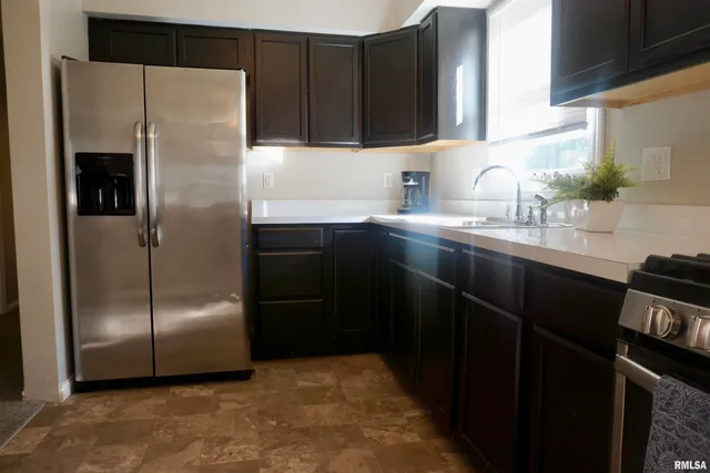 $49,000 | 310 North 4th Street, Elkville, IL 62932