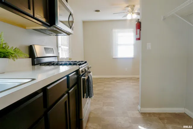 $49,000 | 310 North 4th Street, Elkville, IL 62932