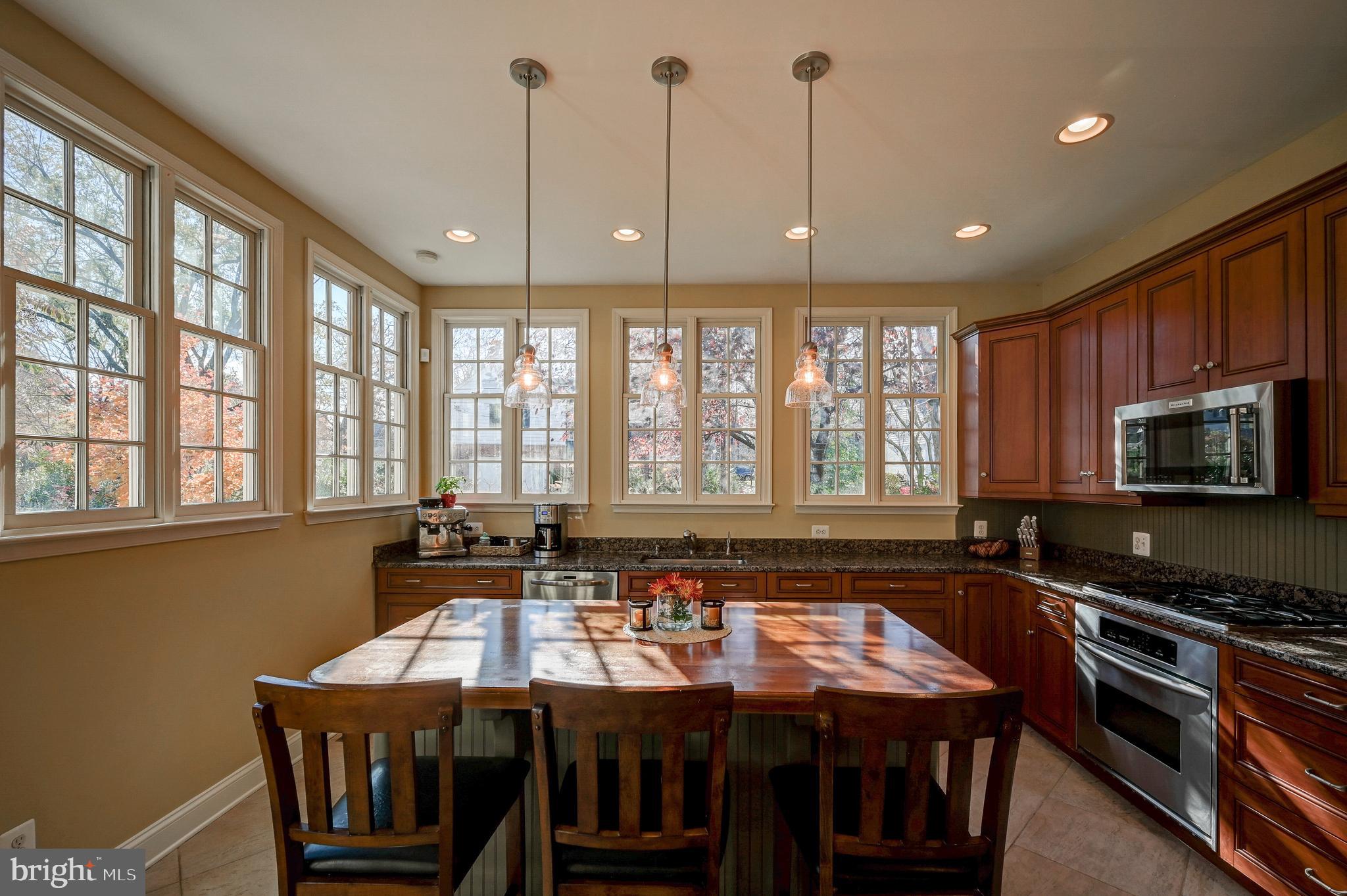 111 Enfield Road Baltimore, MD 21212 - Photo 22 of 51