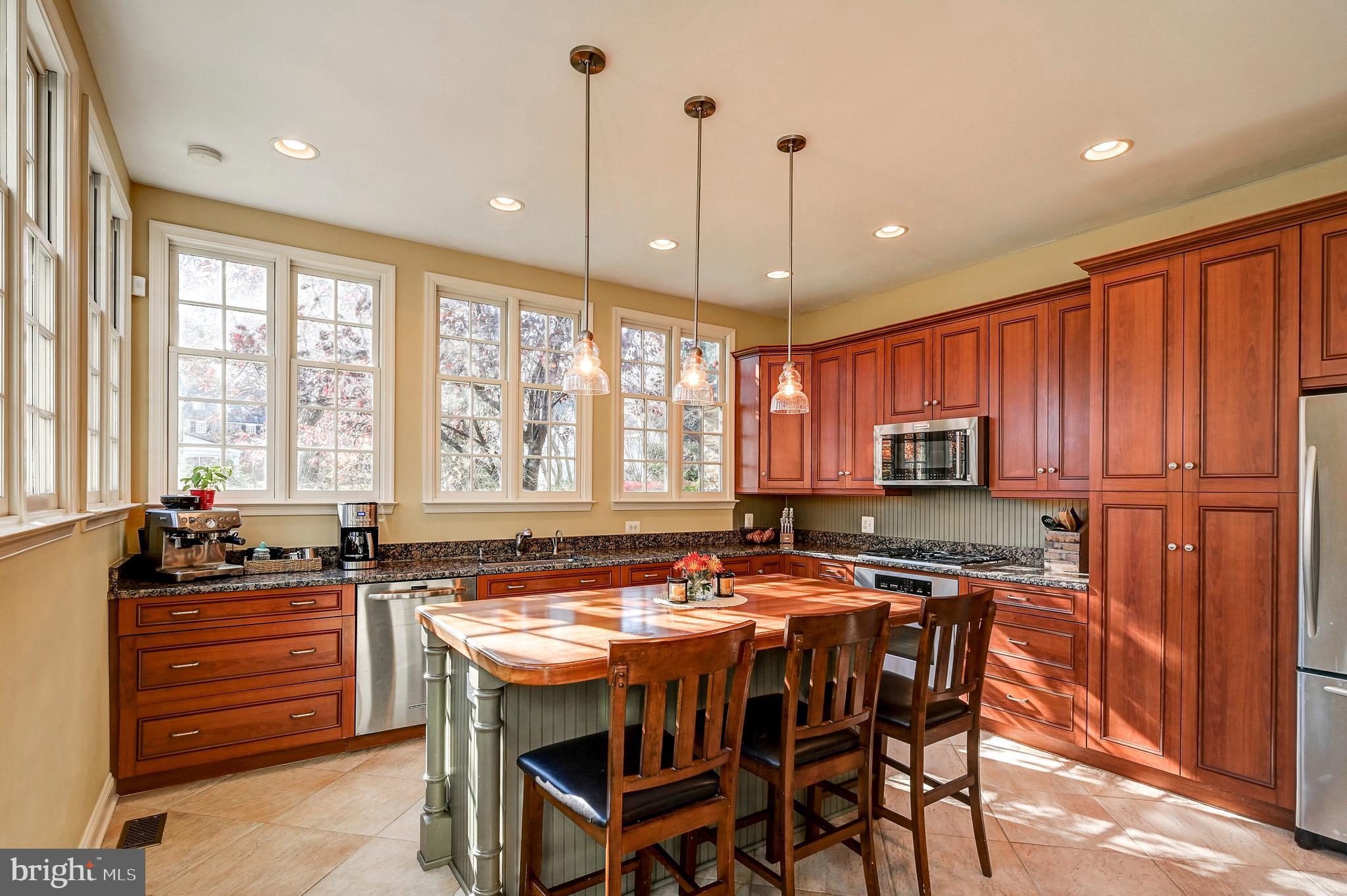 111 Enfield Road Baltimore, MD 21212 - Photo 23 of 51