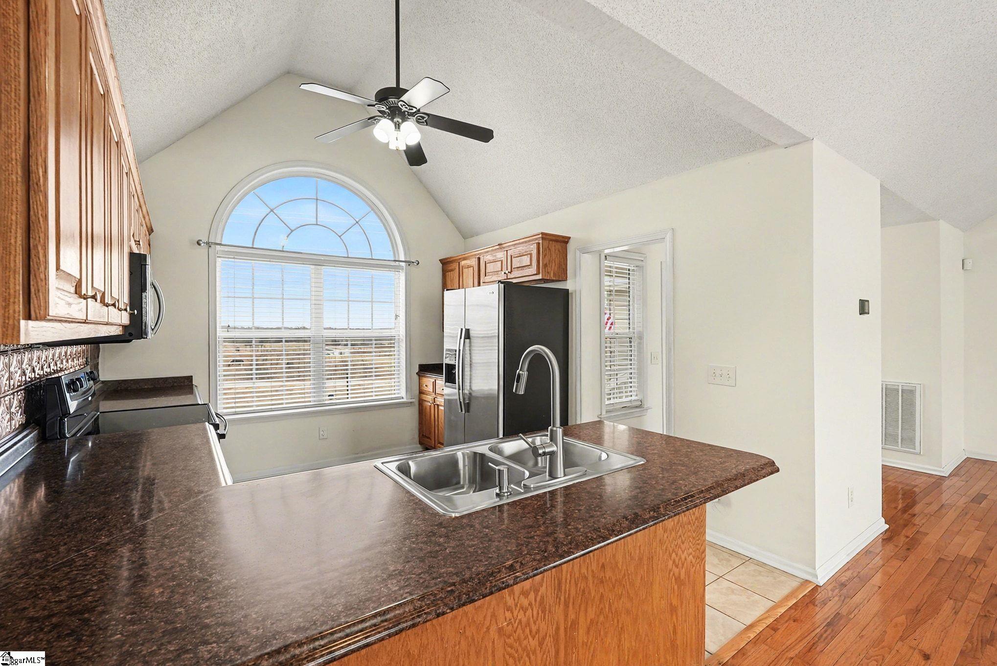 121 Bridgewater Road Pickens, SC 29671 - Photo 13 of 36