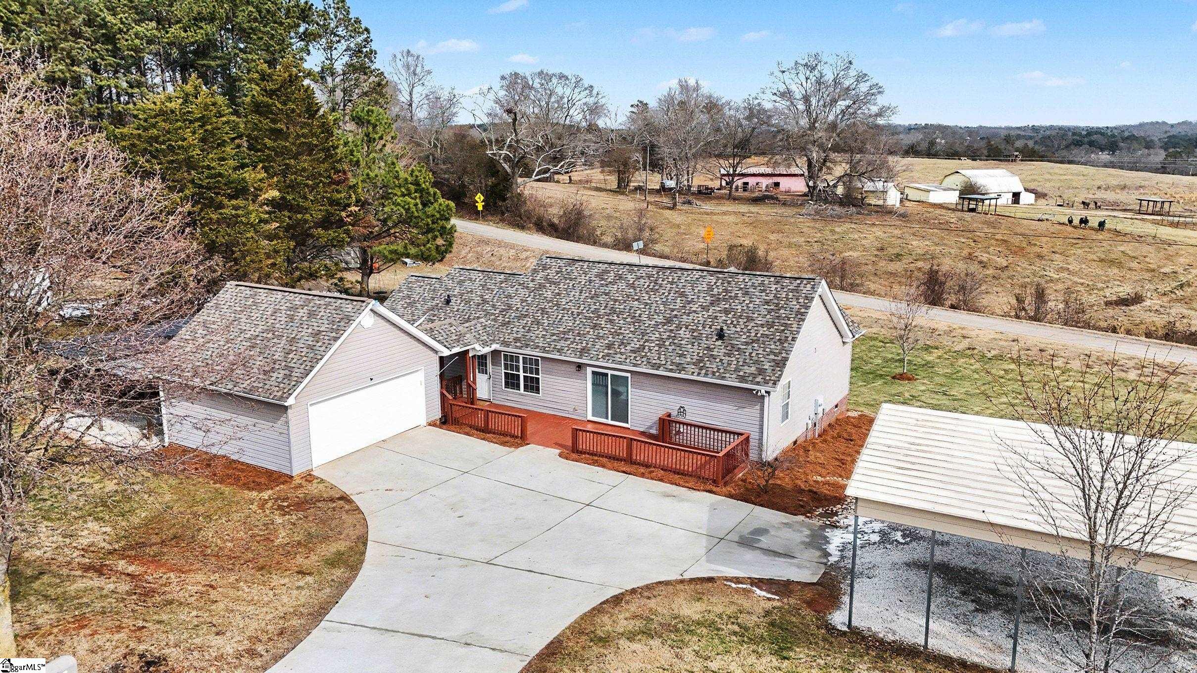 121 Bridgewater Road Pickens, SC 29671 - Photo 34 of 36