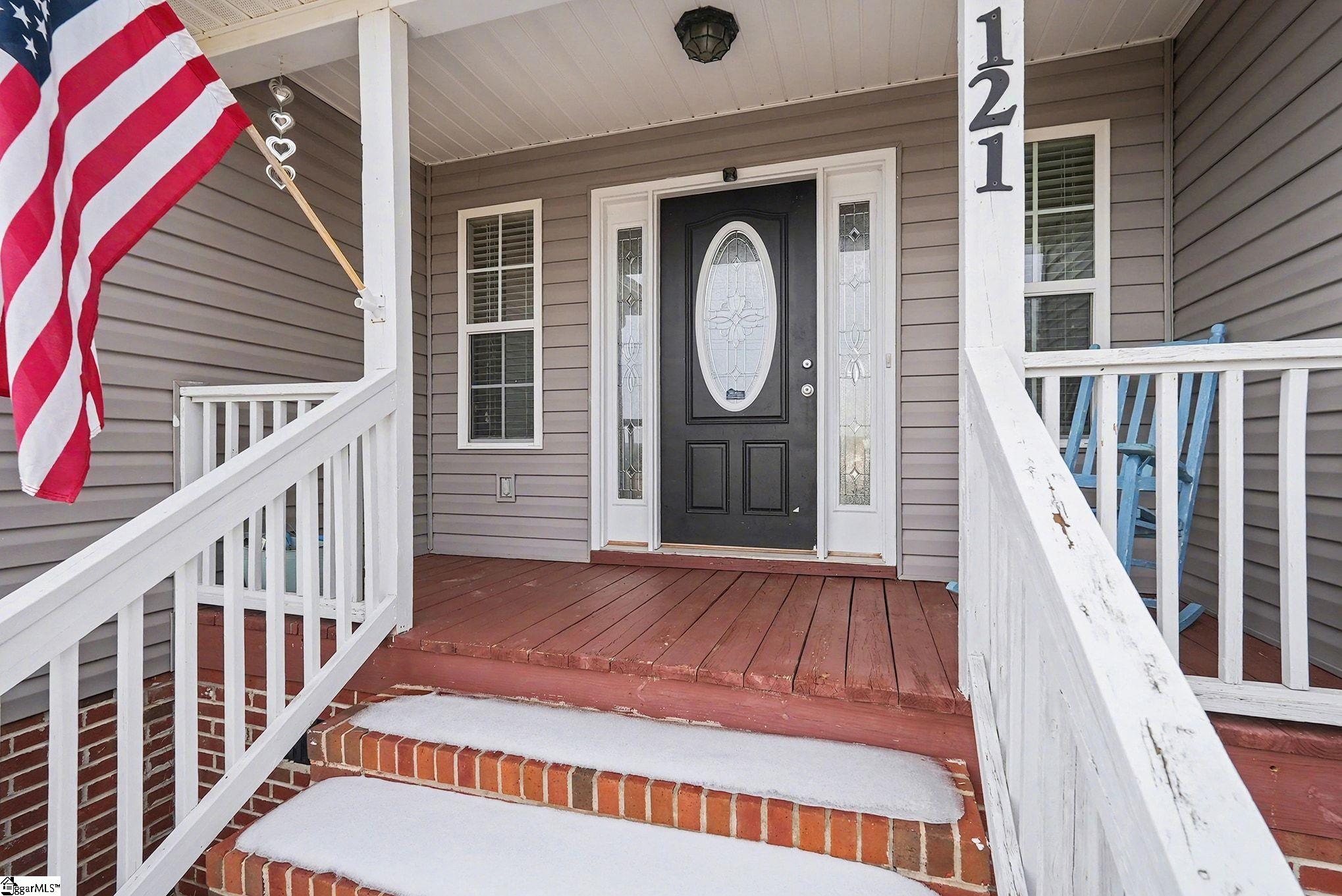 121 Bridgewater Road Pickens, SC 29671 - Photo 4 of 36