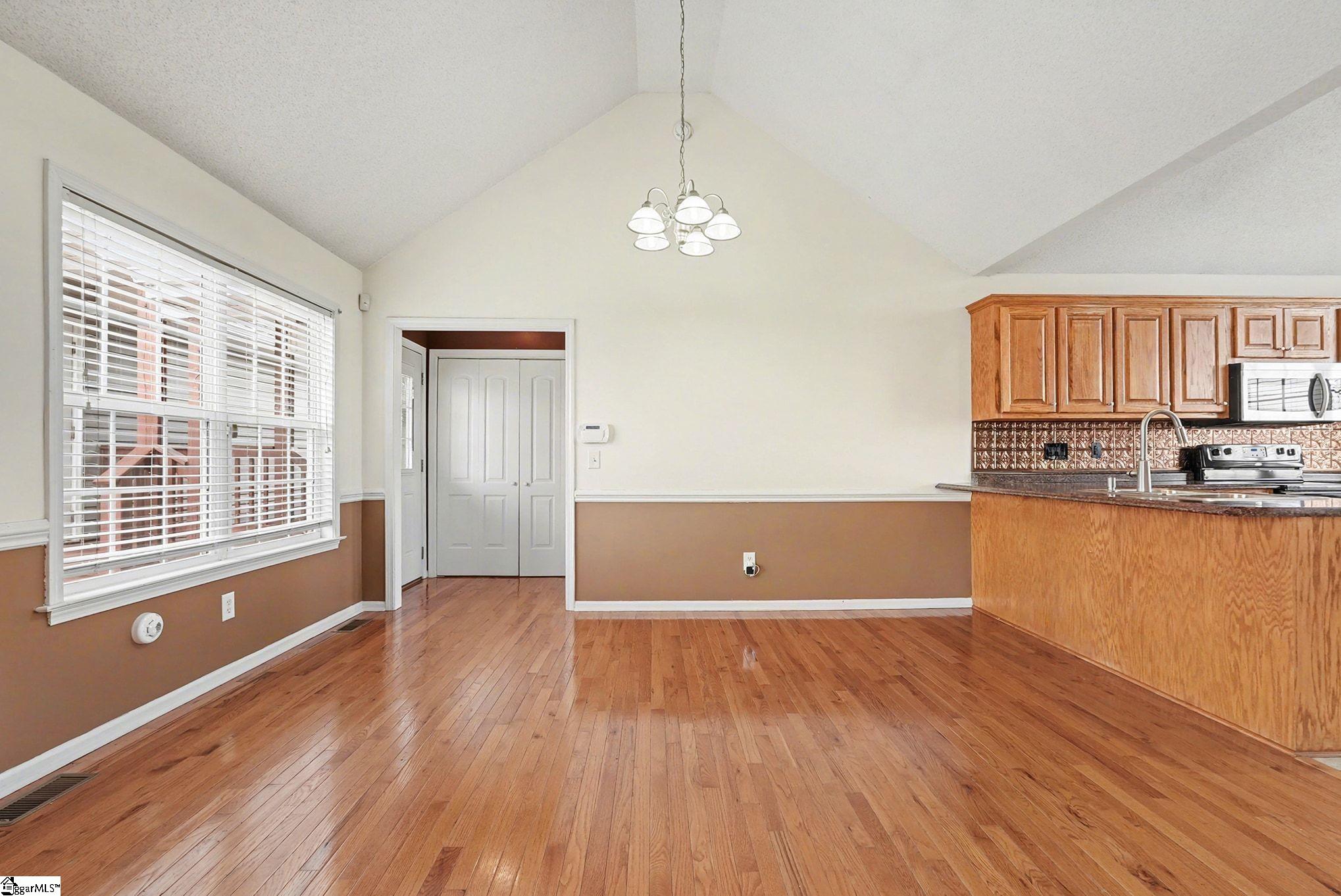 121 Bridgewater Road Pickens, SC 29671 - Photo 10 of 36