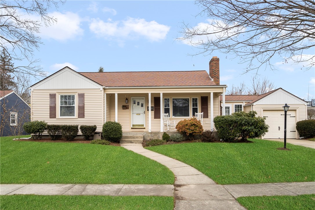 19 Bryant Road Cranston, RI 02910 - Photo 2 of 30 Gallery Image 2