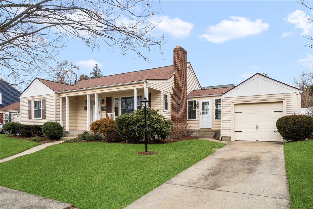 19 Bryant Road Cranston, RI 02910 - Photo 3 of 30 Gallery Image 3