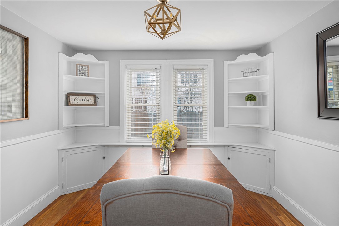 19 Bryant Road Cranston, RI 02910 - Photo 8 of 30 Gallery Image 8