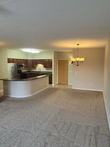 $2,800 | 1479 North Milwaukee Avenue, Unit 309, Libertyville, IL 60048