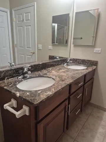 $2,800 | 1479 North Milwaukee Avenue, Unit 309, Libertyville, IL 60048