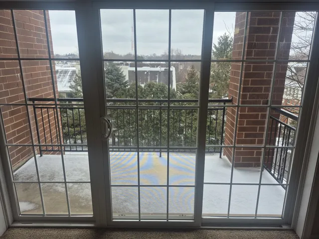 $2,800 | 1479 North Milwaukee Avenue, Unit 309, Libertyville, IL 60048