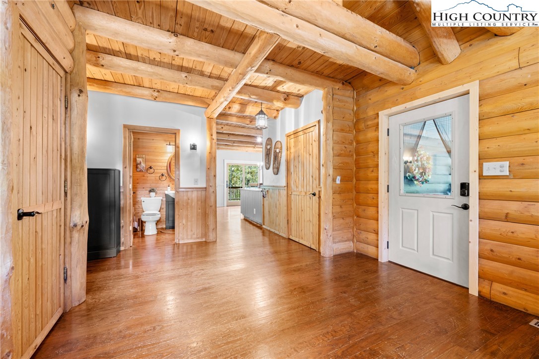 236 Rambling Road Blowing Rock, NC 28605 - Photo 11 of 50 Gallery Image 11