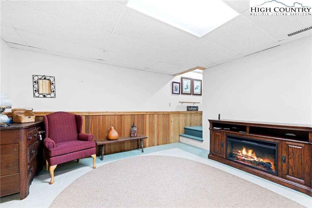 236 Rambling Road Blowing Rock, NC 28605 - Photo 33 of 50 Gallery Image 33