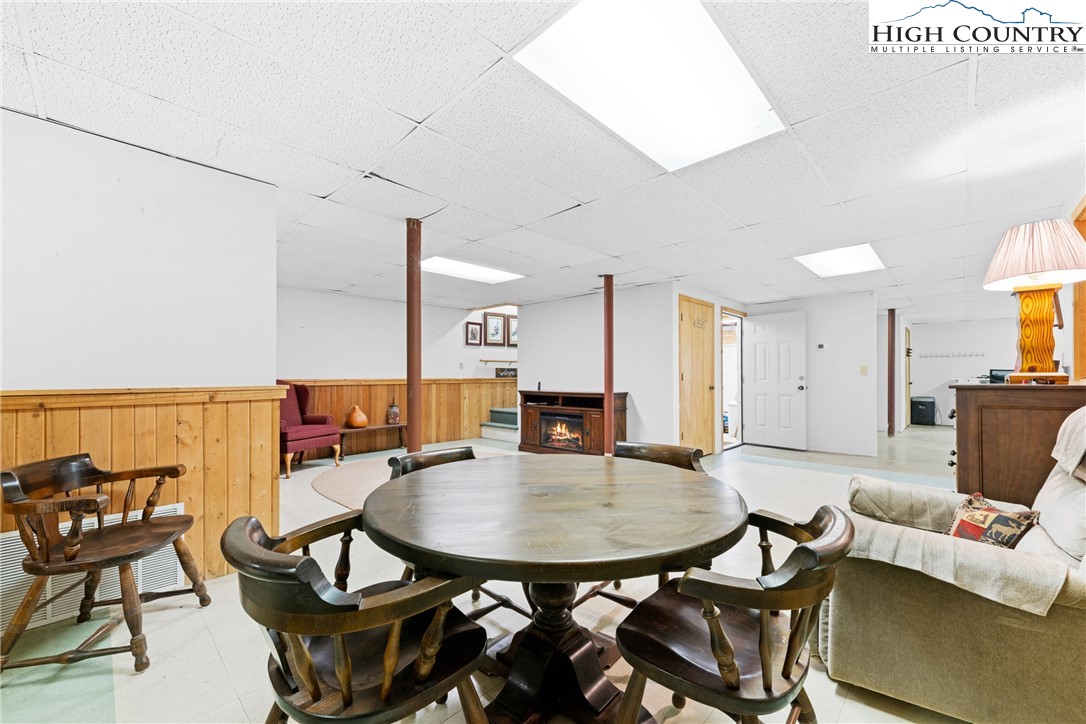236 Rambling Road Blowing Rock, NC 28605 - Photo 34 of 50 Gallery Image 34