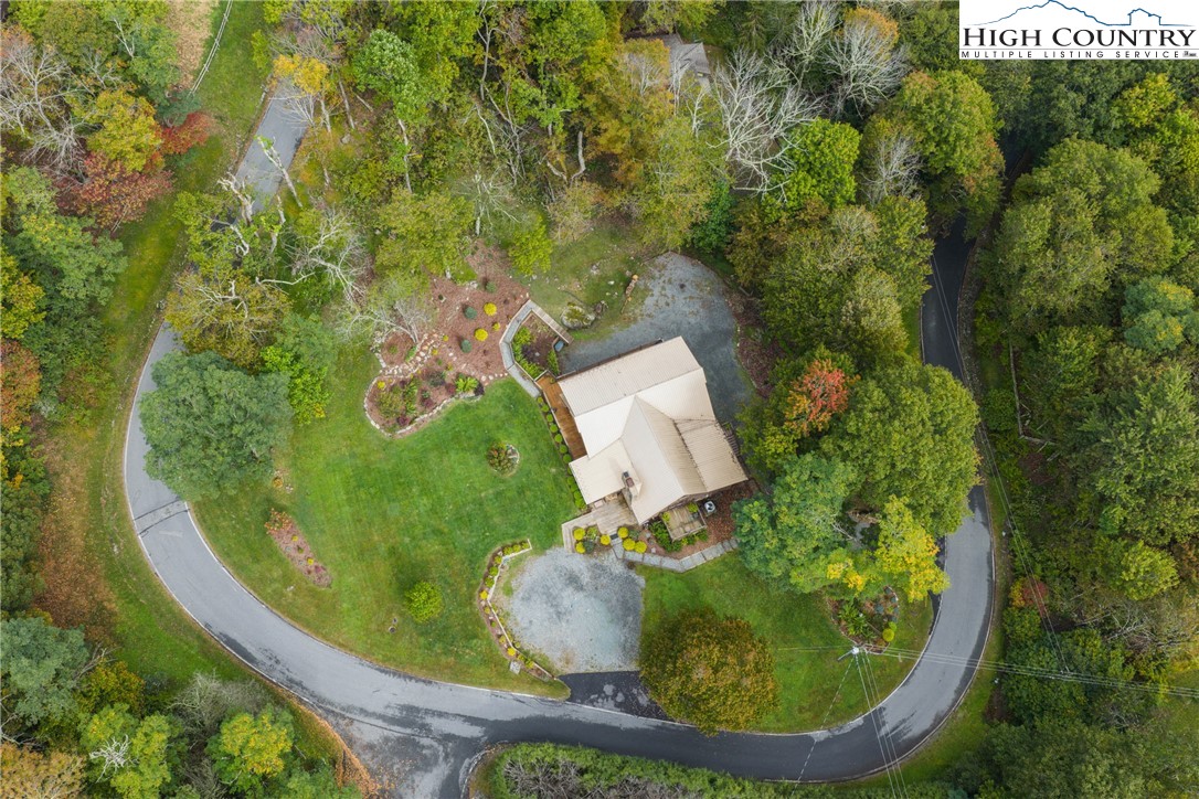 236 Rambling Road Blowing Rock, NC 28605 - Photo 43 of 50 Gallery Image 43