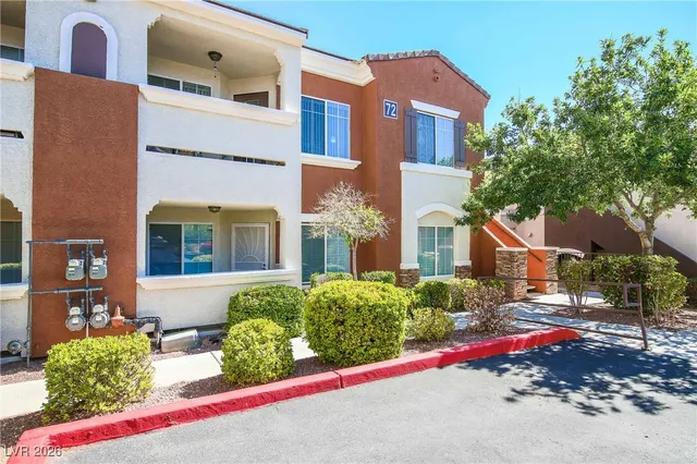 $1,700 | 9303 Gilcrease Avenue, Unit 1231, Las Vegas, NV 89149
