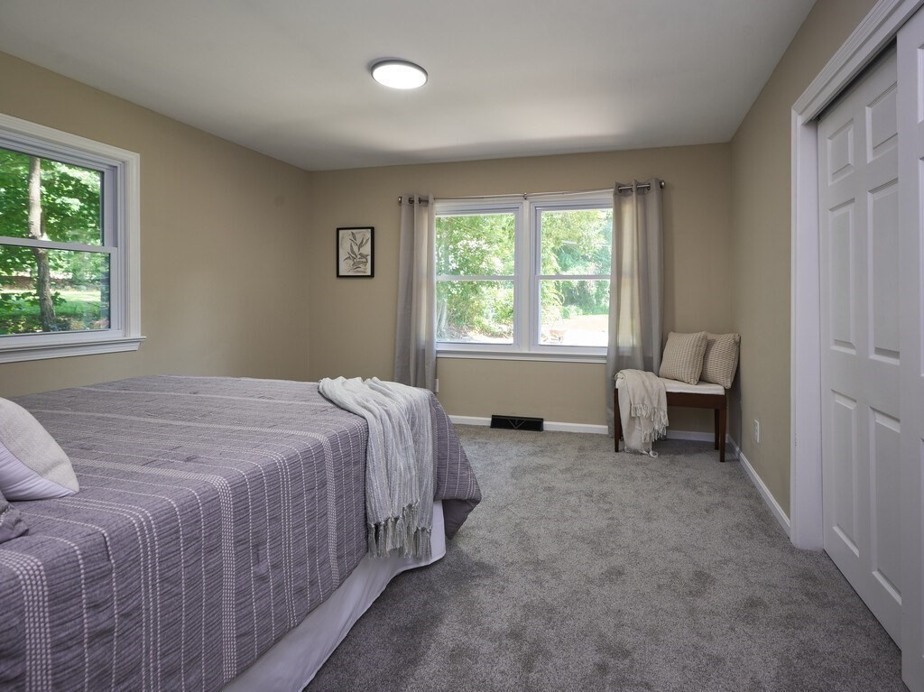 29 B Dawson Road Worcester, MA 01602 - Photo 15 of 37 Gallery Image 15