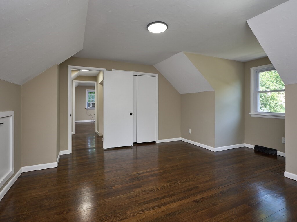 29 B Dawson Road Worcester, MA 01602 - Photo 20 of 37 Gallery Image 20