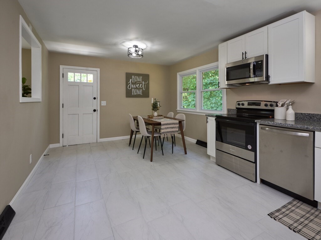 29 B Dawson Road Worcester, MA 01602 - Photo 9 of 37 Gallery Image 9