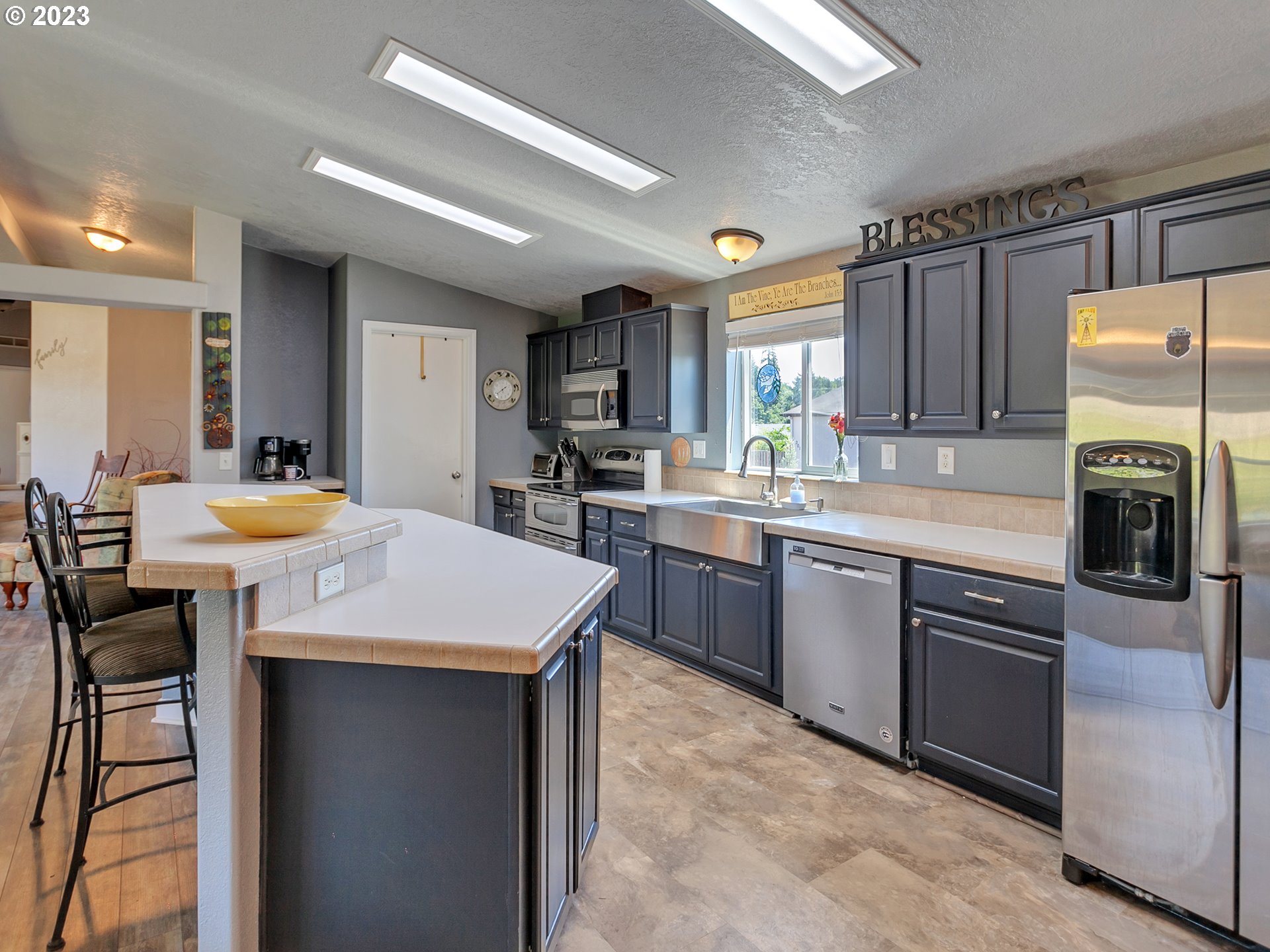 12450 Southwest Fischer Road, Unit 302 Tigard, OR 97224 - Photo 14 of 43 Gallery Image 14